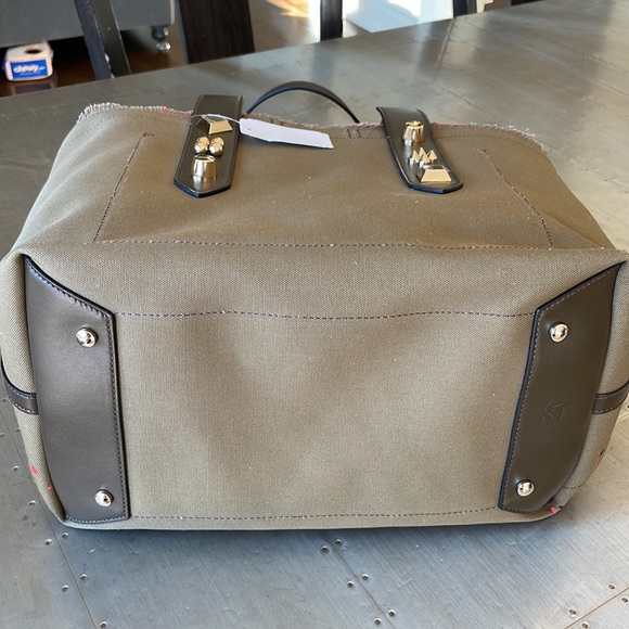 Christian louboutin khaki green graffiti signature frangibus tote shopper bag - Picture 6 of 11